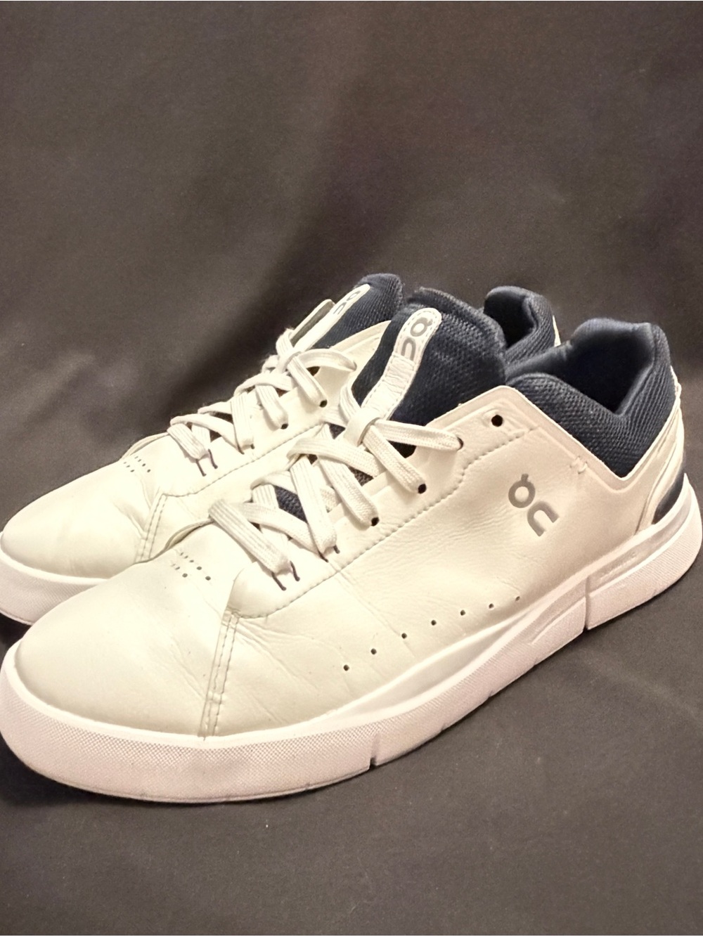 ON The Roger Advantage White Midnight Men’s Size 11